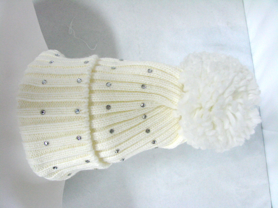 Cappellino Pon Pon in lana con Strass